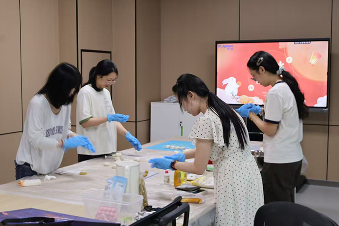 Polymers Tech Holds Mid-Autumn Mooncake DIY Event